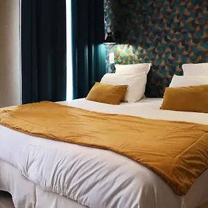 Hippodrome Hotel Paris