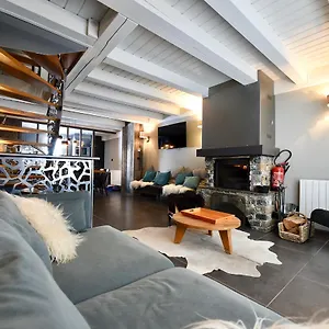 https://au-selaou-34.hotels-rhonealpes.com