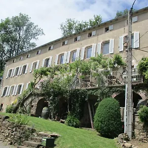 au-prieure-saint-jean.midi-pyreneeshotels.com/